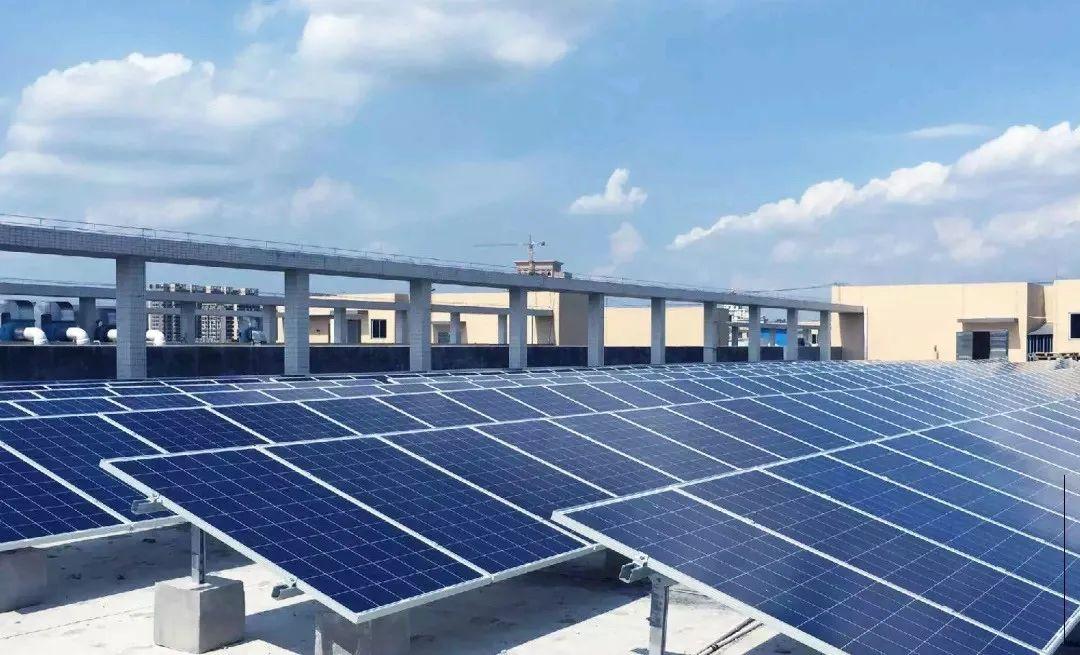 為什么秋季的光伏發(fā)電量比夏季還高？
